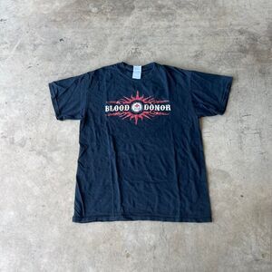 2000s Red Cross Blood Donor y2k tee Mens size M